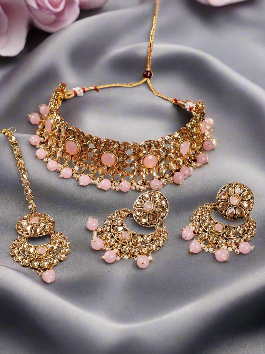 

Anouk Pink Gold Plated Kundan-Studded & Pearl Beaded Choker Jewellery Set