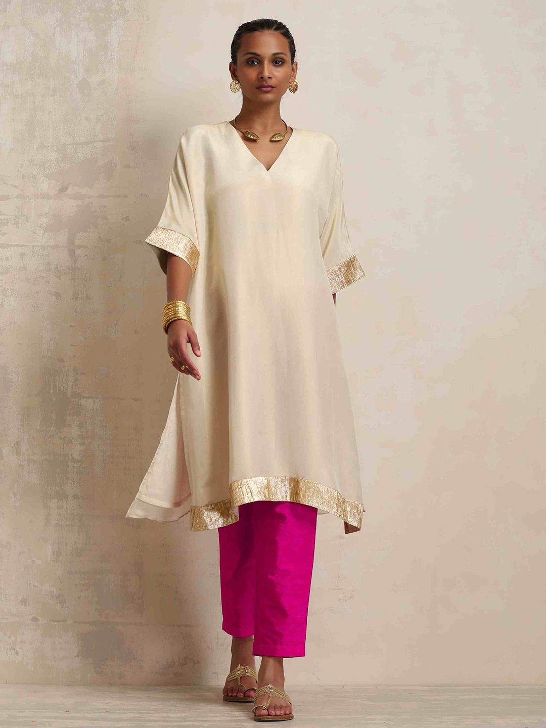 

trueBrowns V-Neck Flared Sleeves Longline Tunic With Trousers, Off white