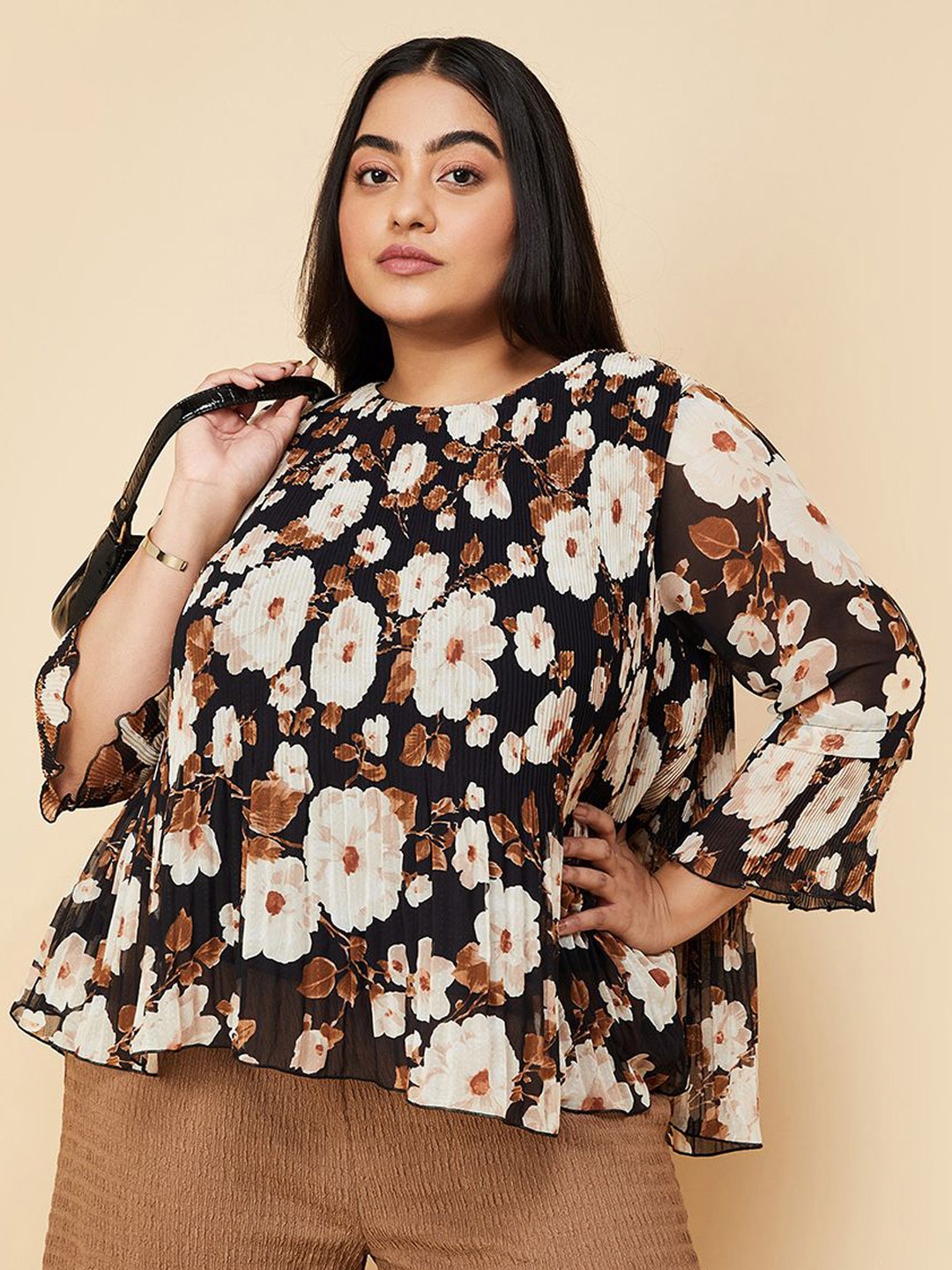 

max Women Floral Printed Round Neck Top, Black