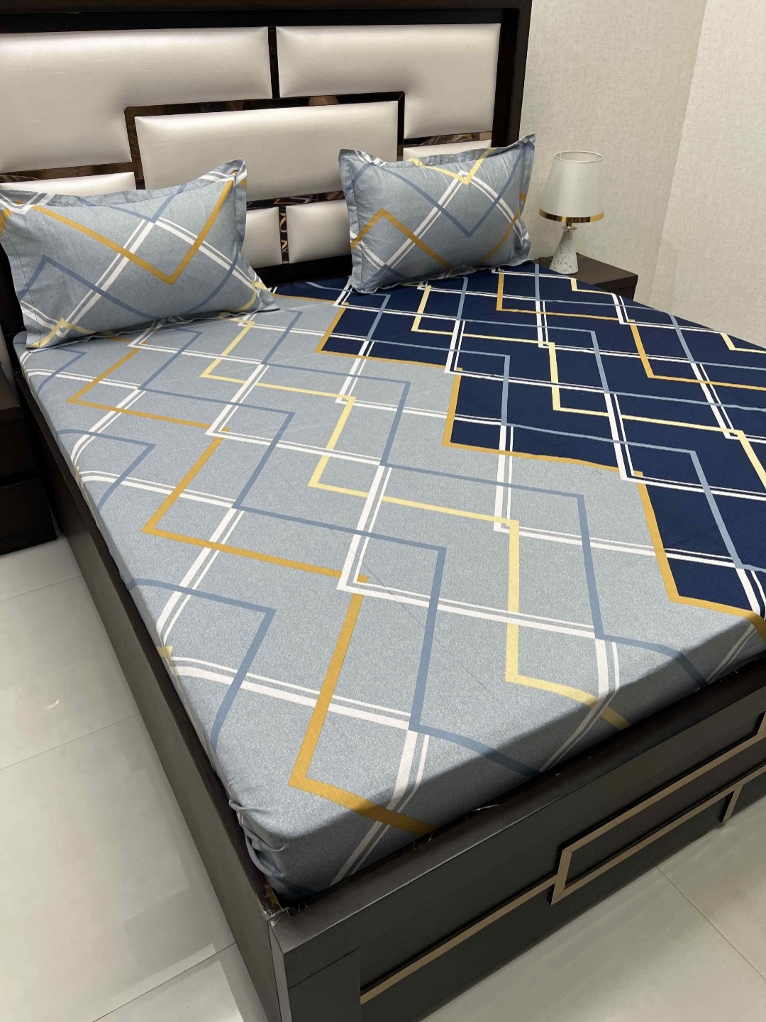 

Pure Decor Passion Fur Blue & White Geometric Cotton 260 TC Queen Bedsheet Set