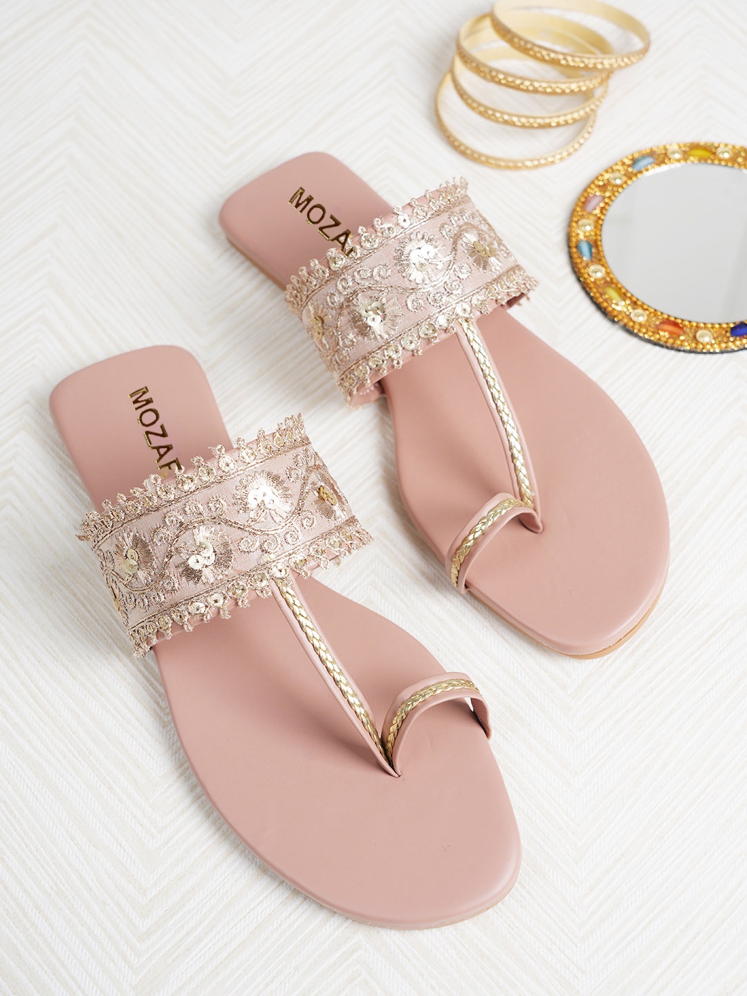 

MOZAFIA Women One Toe Flats, Rose gold