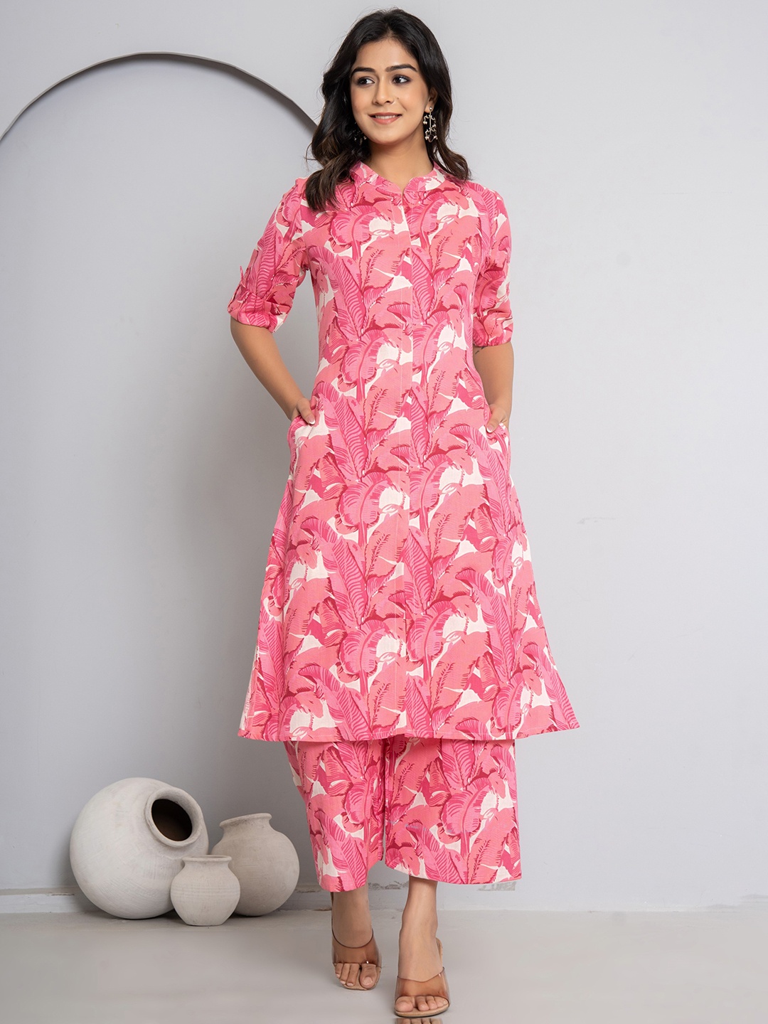 

JAIPURI BUNAAI Floral Printed Mandarin Collar Pure Cotton A-Line Kurta With Palazzo, Pink