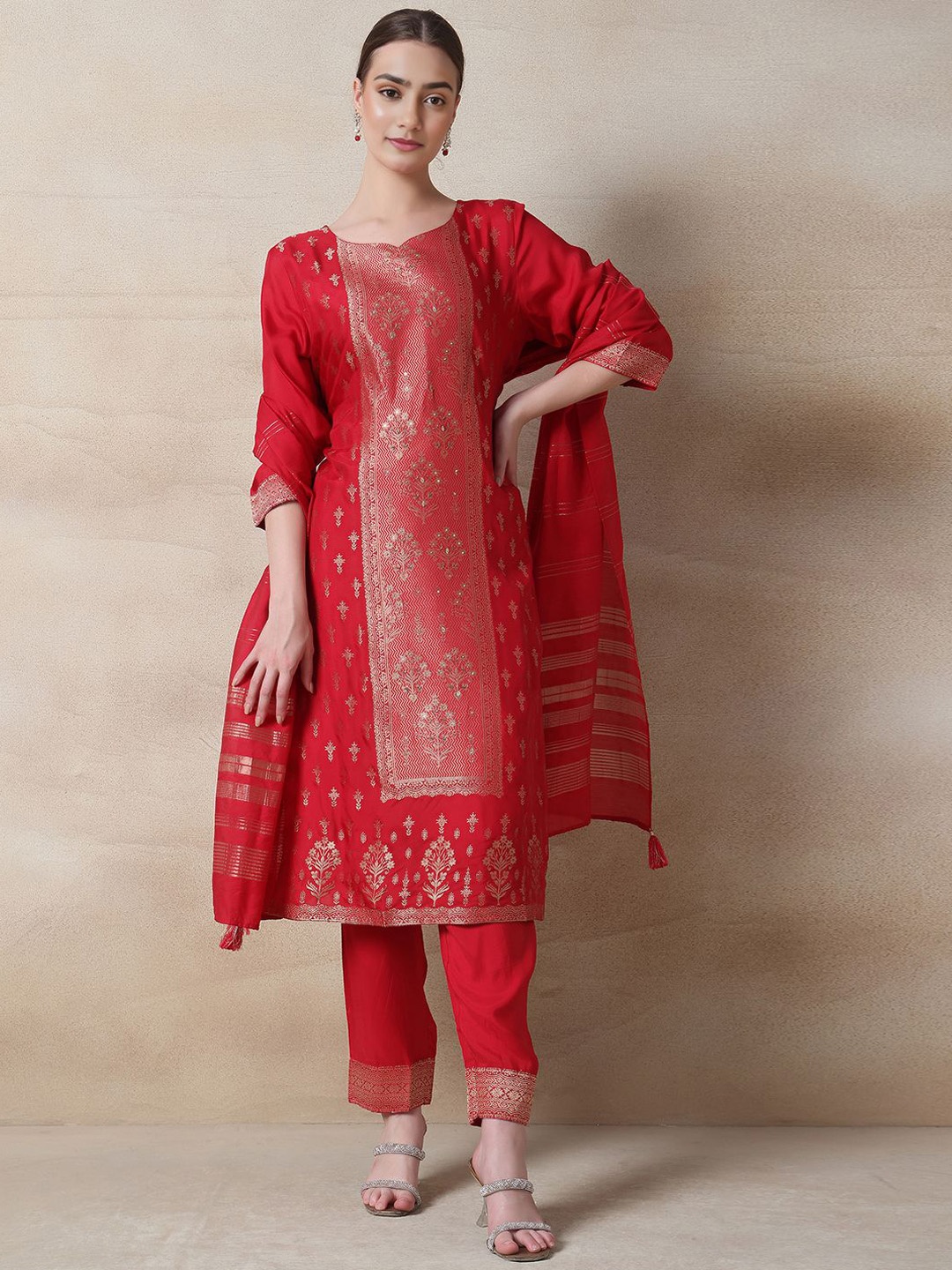 

Rang by Indya Ethnic Motifs Embroidered Sequinned Kurta with Trousers & Dupatta, Red
