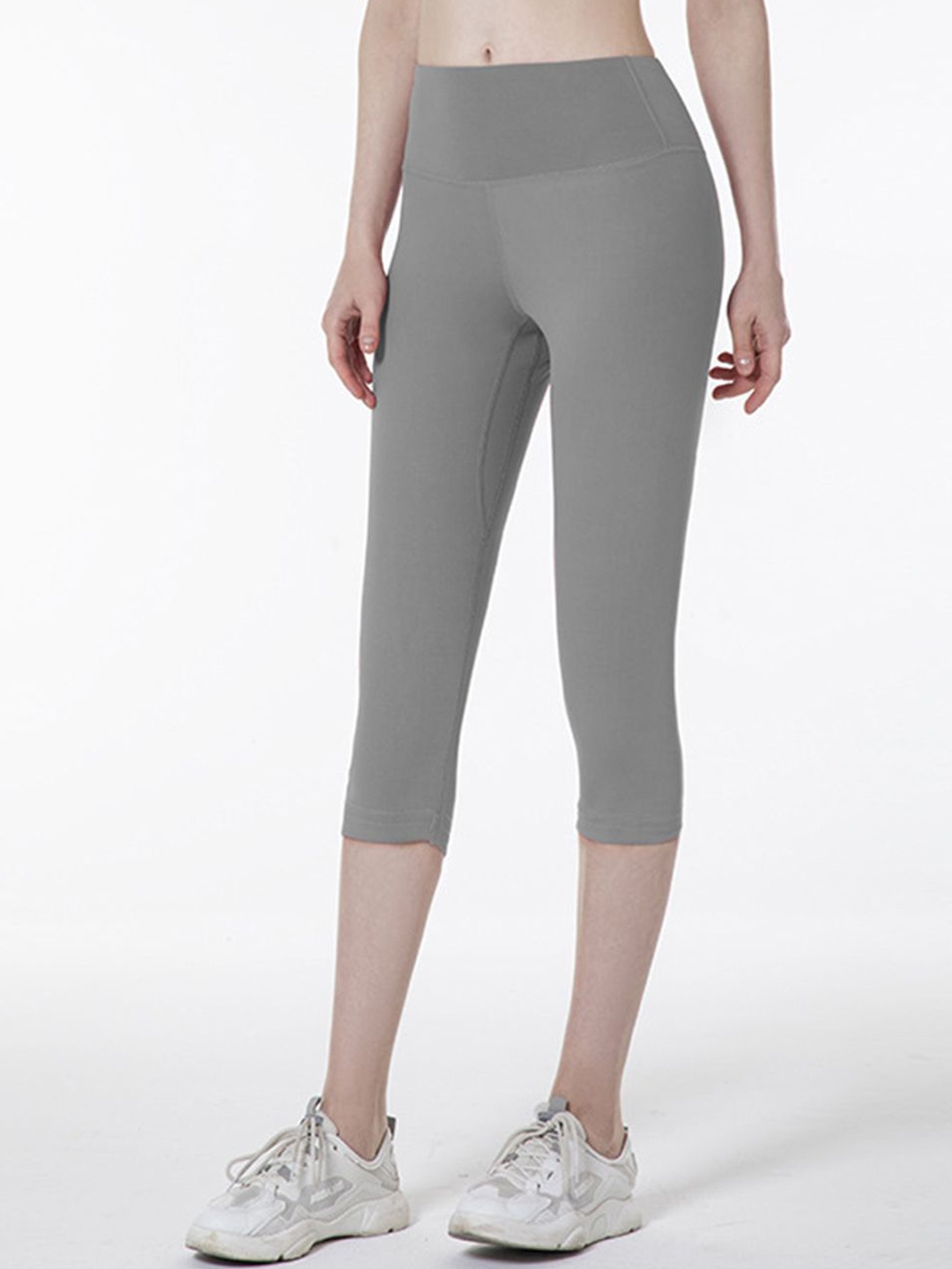 

StyleCast Women Women Mid-Rise Cropped Yoga Tights, Grey