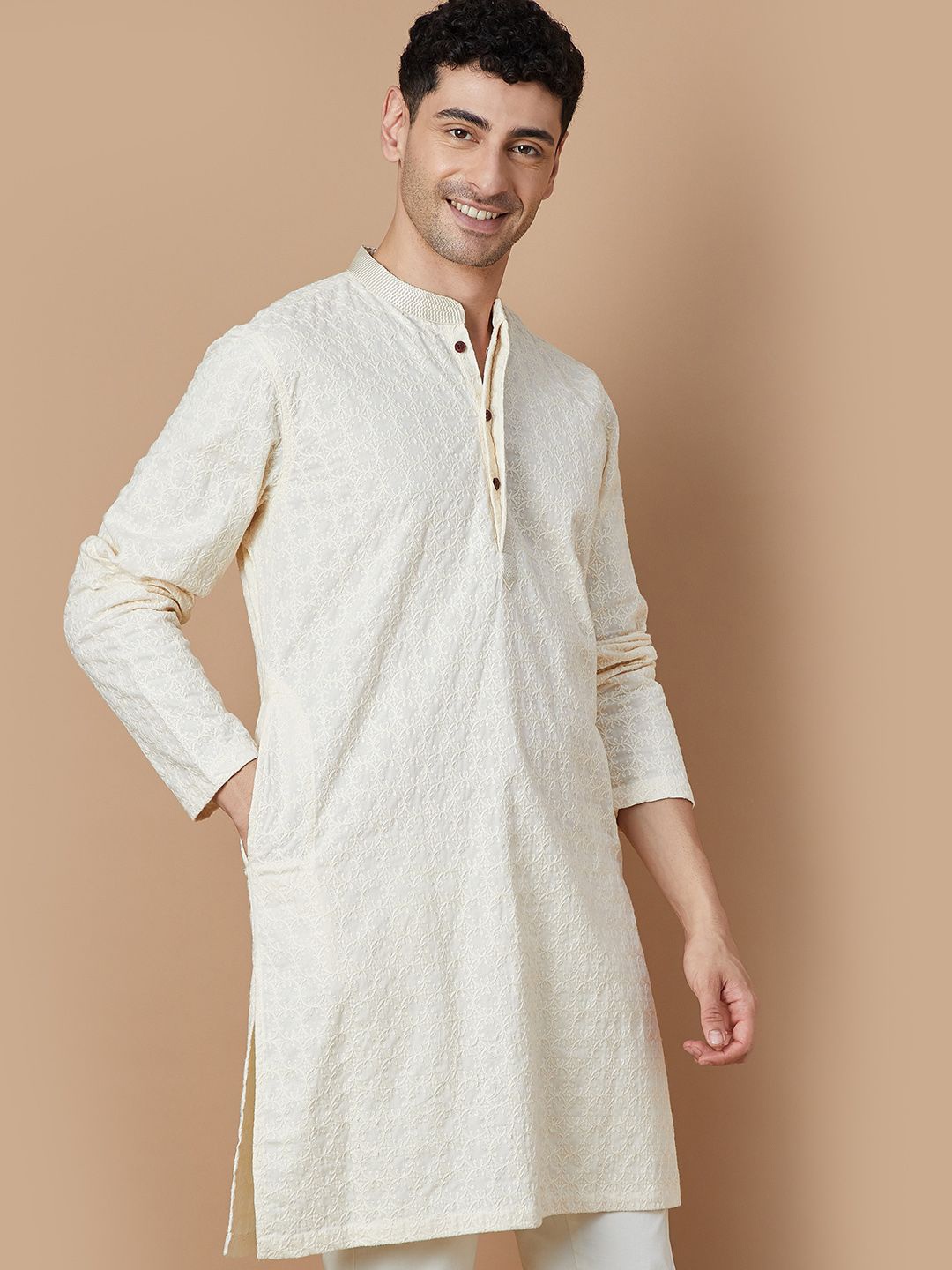 

Melange by Lifestyle Floral Embroidered Thread Work Cotton Straight Kurta, Off white