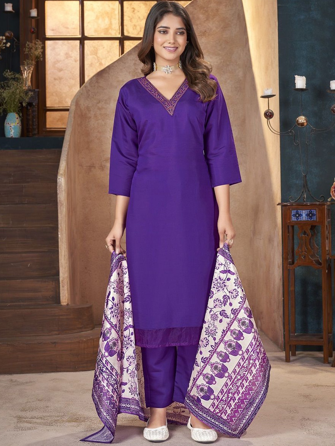 

Stylum Violet Floral Yoke Design Regular Thread Work Kurta With Trousers & Dupatta