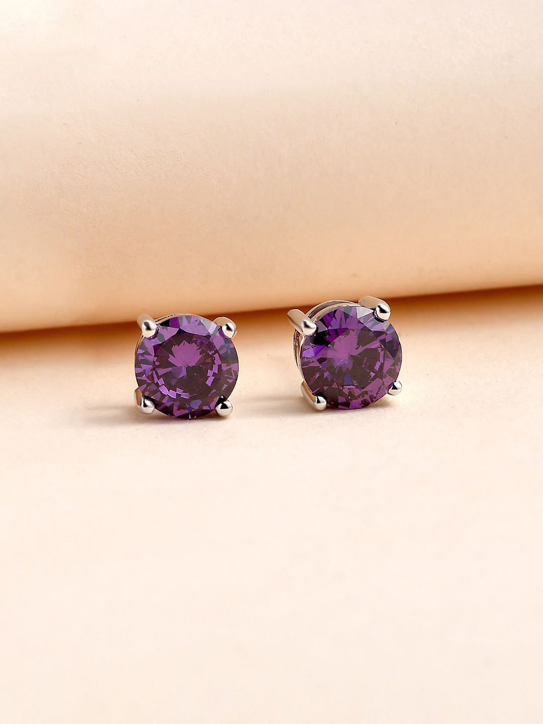 

Ornate Jewels 925 Sterling Silver 2 Carat Purple Amethyst Solitaire Stud Earring