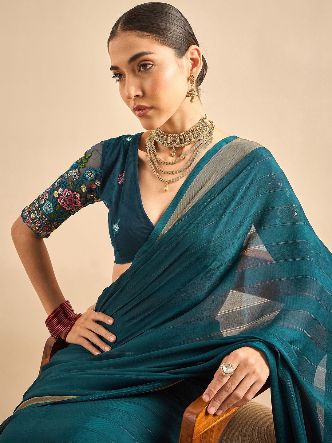

Sangria Printed Saree With Blouse, Teal