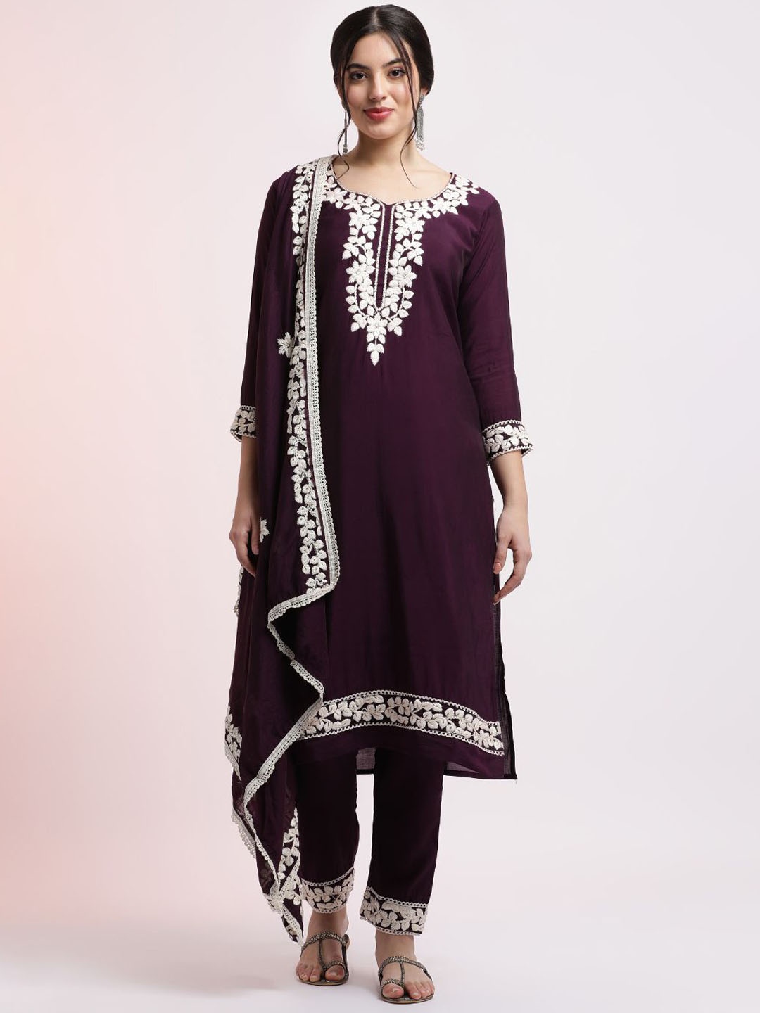 

Jaipur Kurti Floral Embroidered Festive Kurta Set With Dupatta, Purple