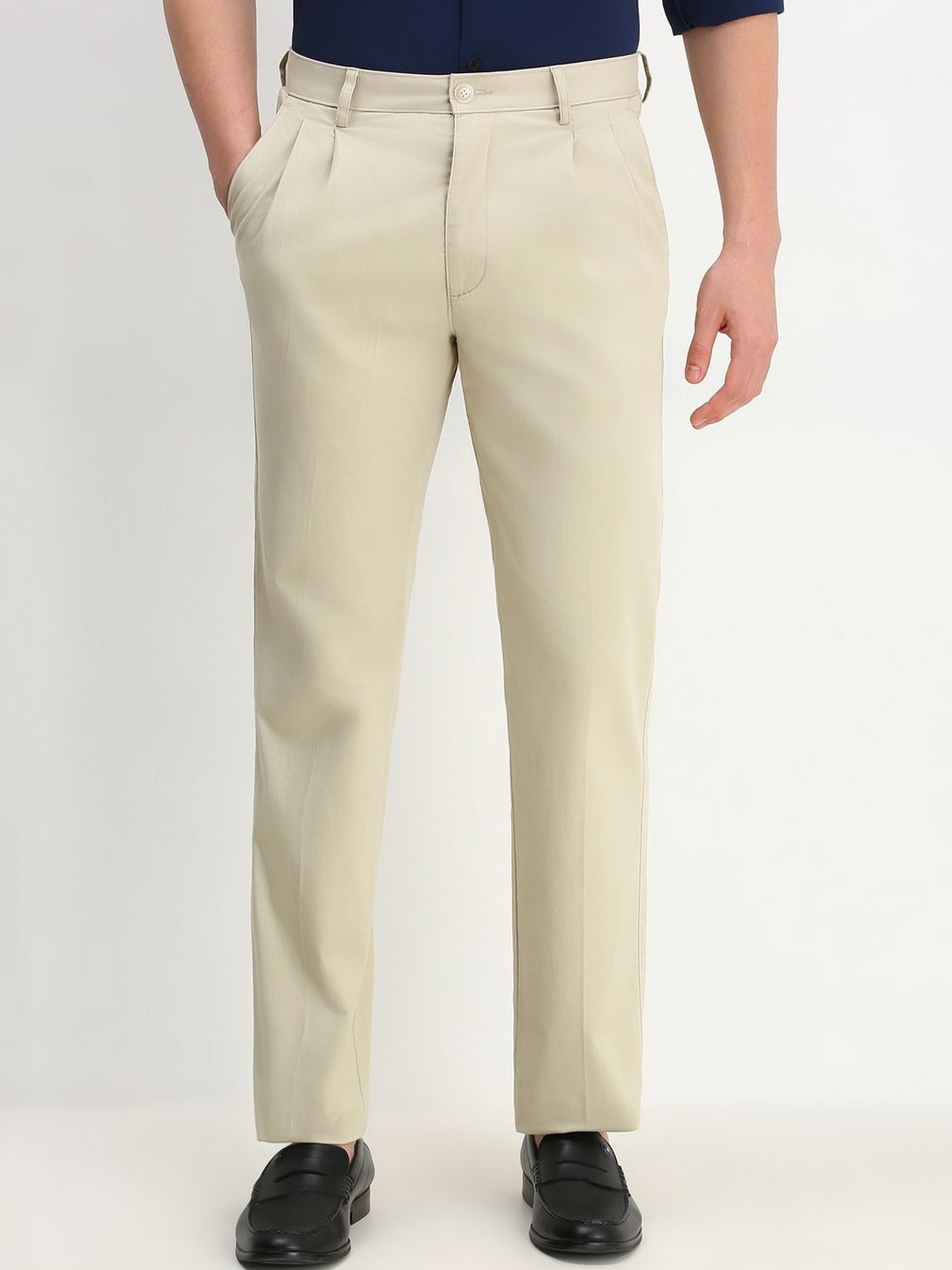 

Allen Solly Men Pleated Trousers, Beige