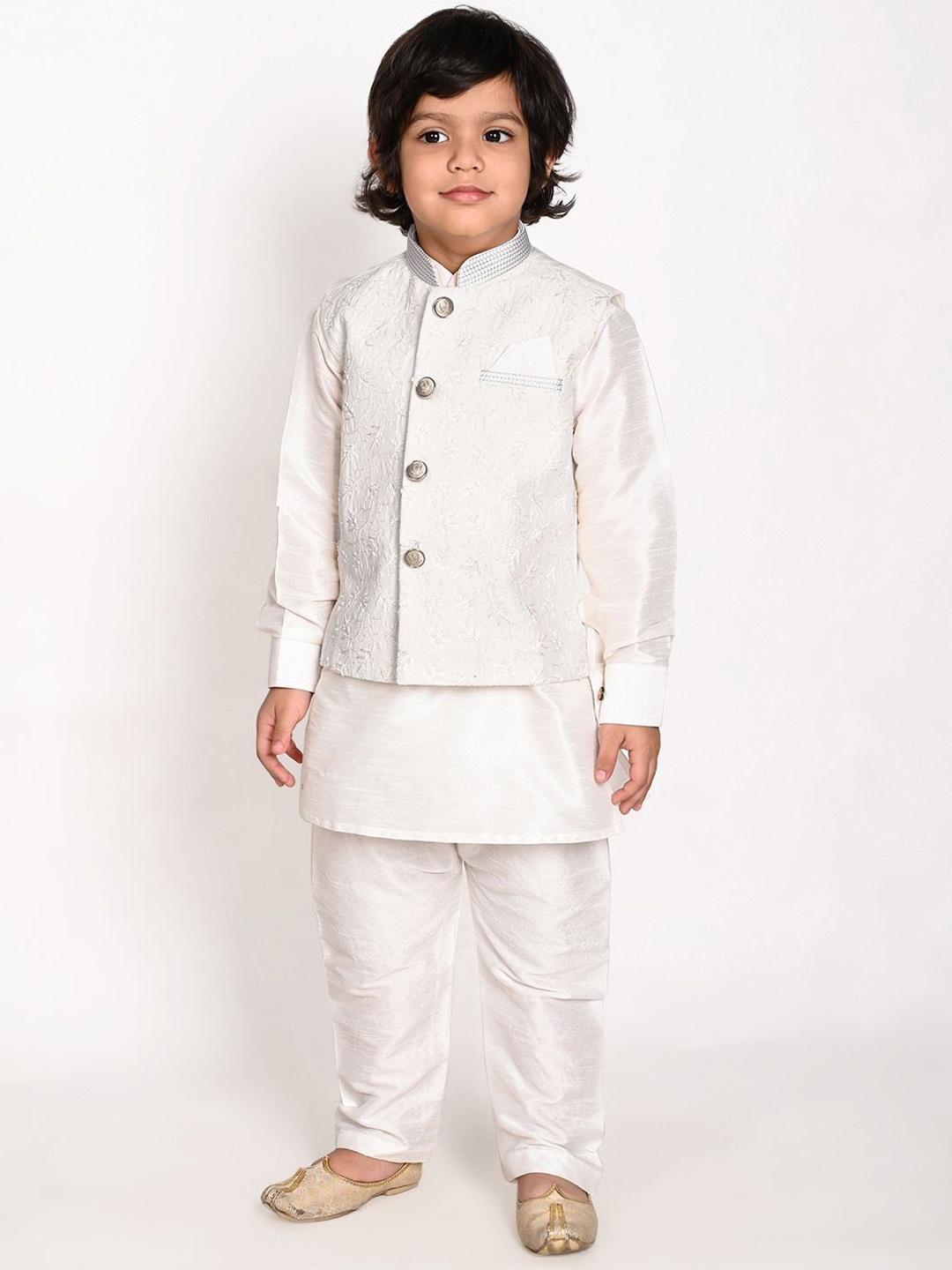 

Pehanaava Boys Mandarin Collar Kurta with Pyjamas & Waistcoat, White