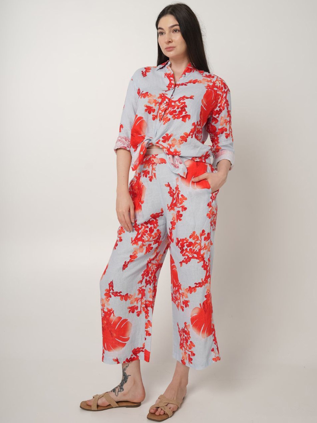 

Fabulous Floral Printed Linen Shirt With Trousers, Blue