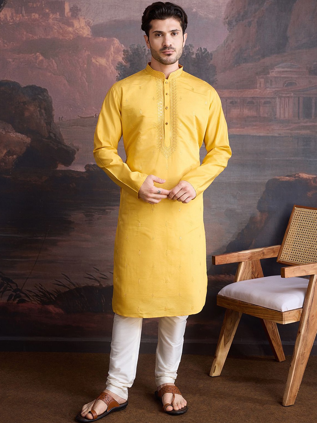 

House of Pataudi Floral Embroidered Sequinned Mandarin Collar Straight Kurta, Mustard