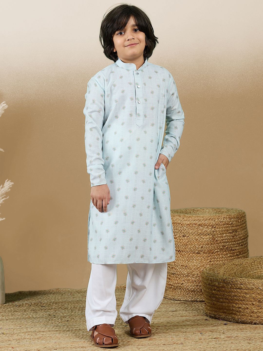 

Here&Now X Sanwara Boys Unleash Your Style Floral Printed Straight Cotton Kurta & Patiala, Blue