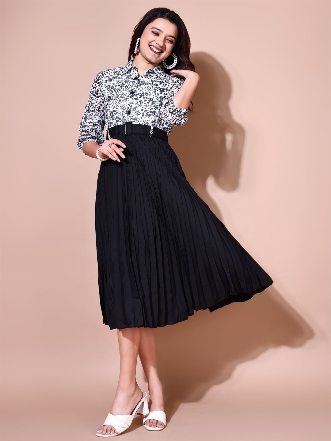 

SHINISHA Women Floral Print Crepe Fit & Flare Midi Dress, Black