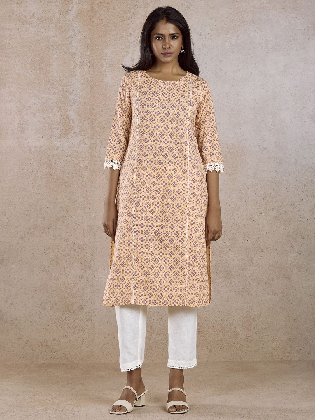 

IMARA Ethnic Motifs Printed Round Neck Cotton Straight Kurta, Peach