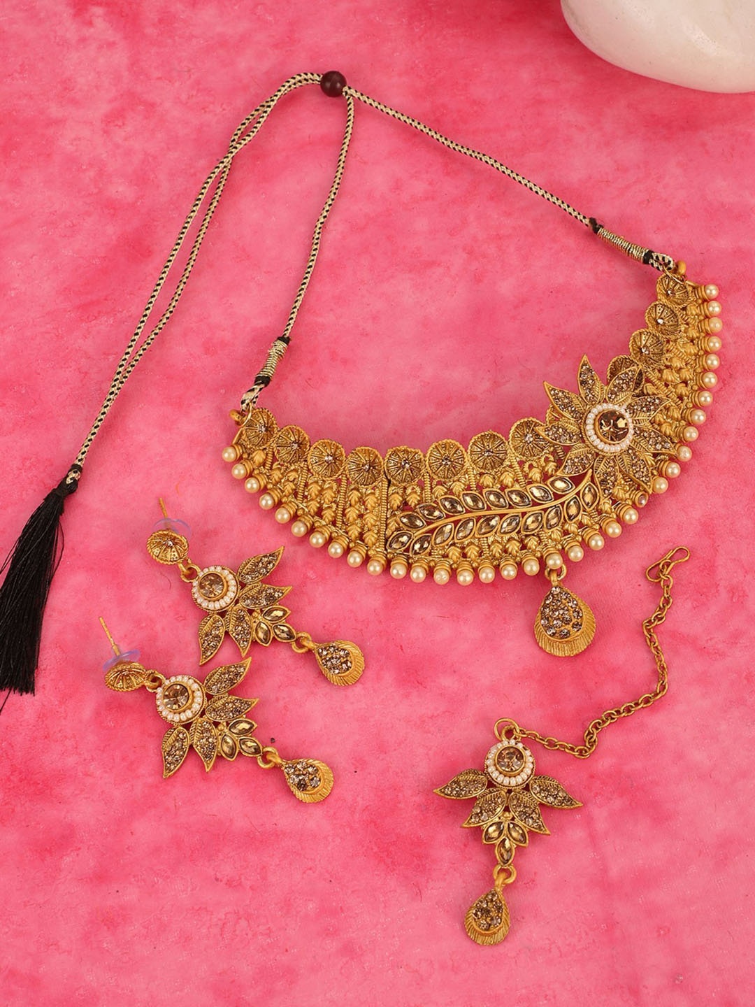 

ANIKAS CREATION Gold-Plated Stone-Studded & Beaded Necklace & Earrings With Maang Tika