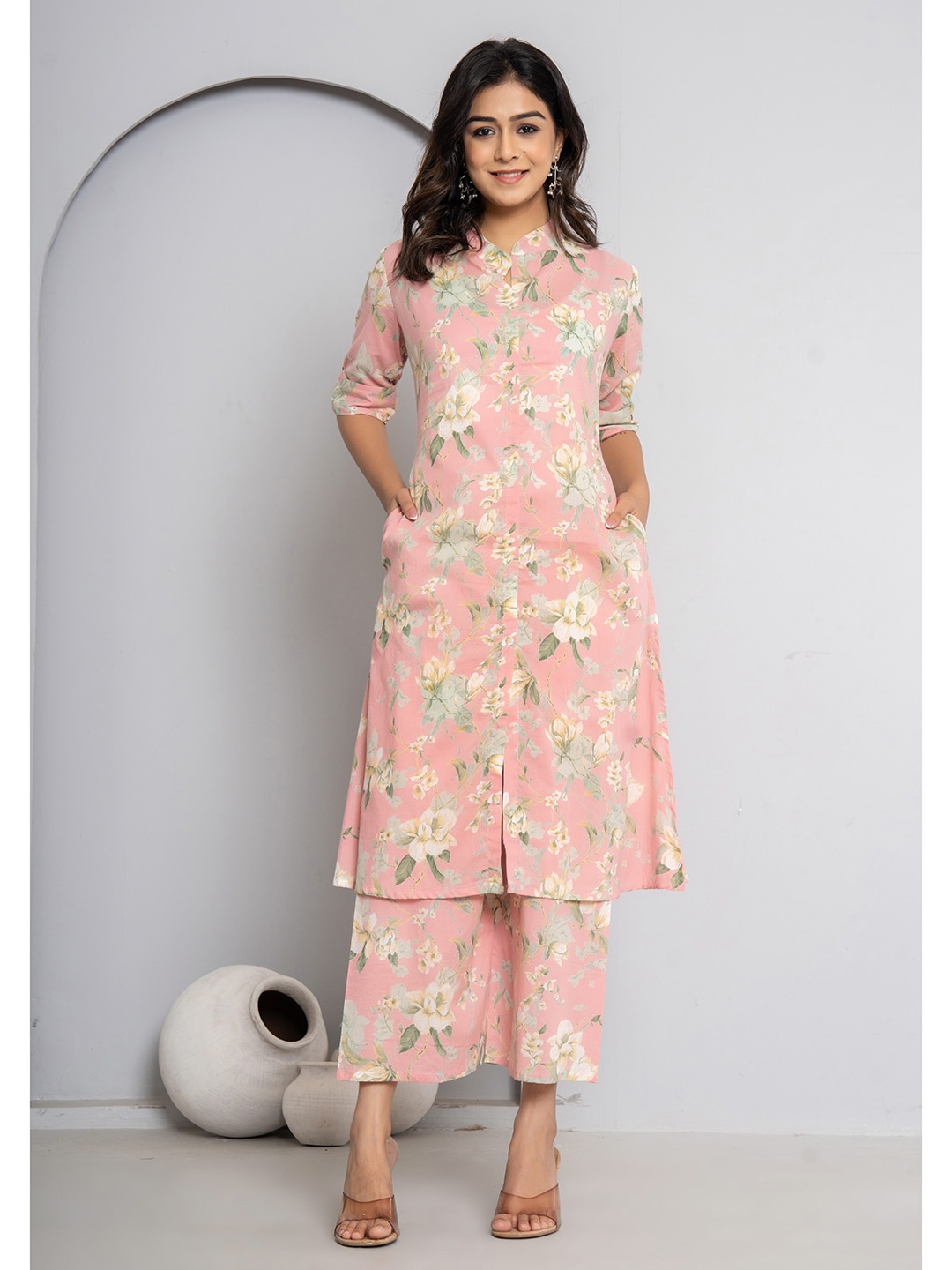 

JAIPURI BUNAAI Floral Printed Mandarin Collar Pure Cotton A-Line Kurta & Palazzo, Pink