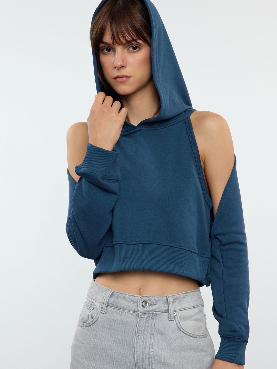 

Trendyol Women Sweatshirt, Na