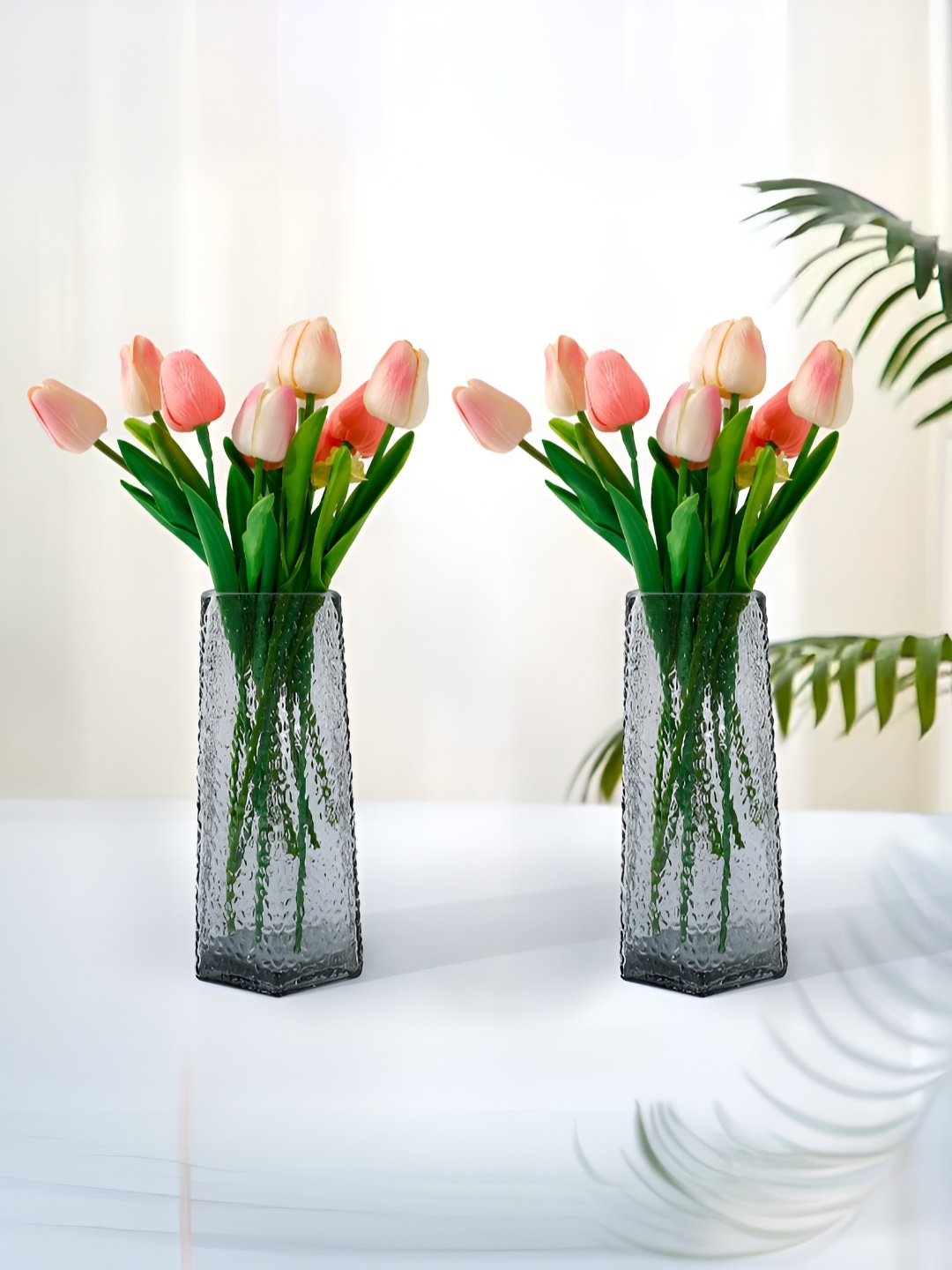 

Gleevers Grey 2 Pieces Textured Glass Flower Vases