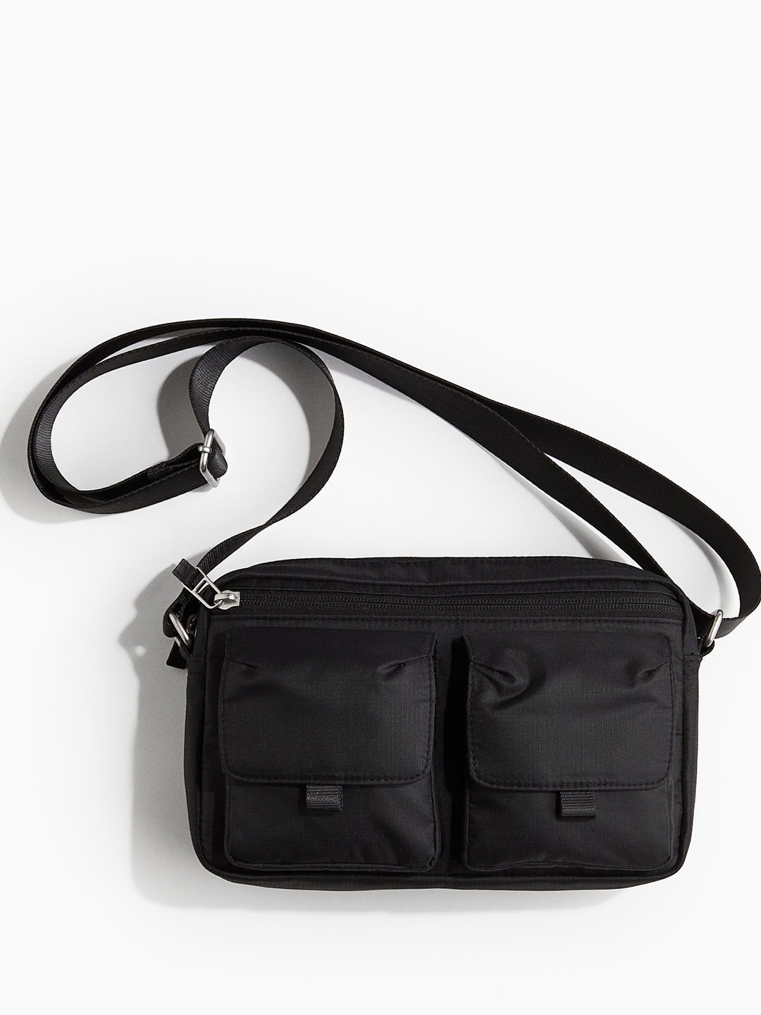 

H&M Men Shoulder Detachable Sling Strap Bag, Black