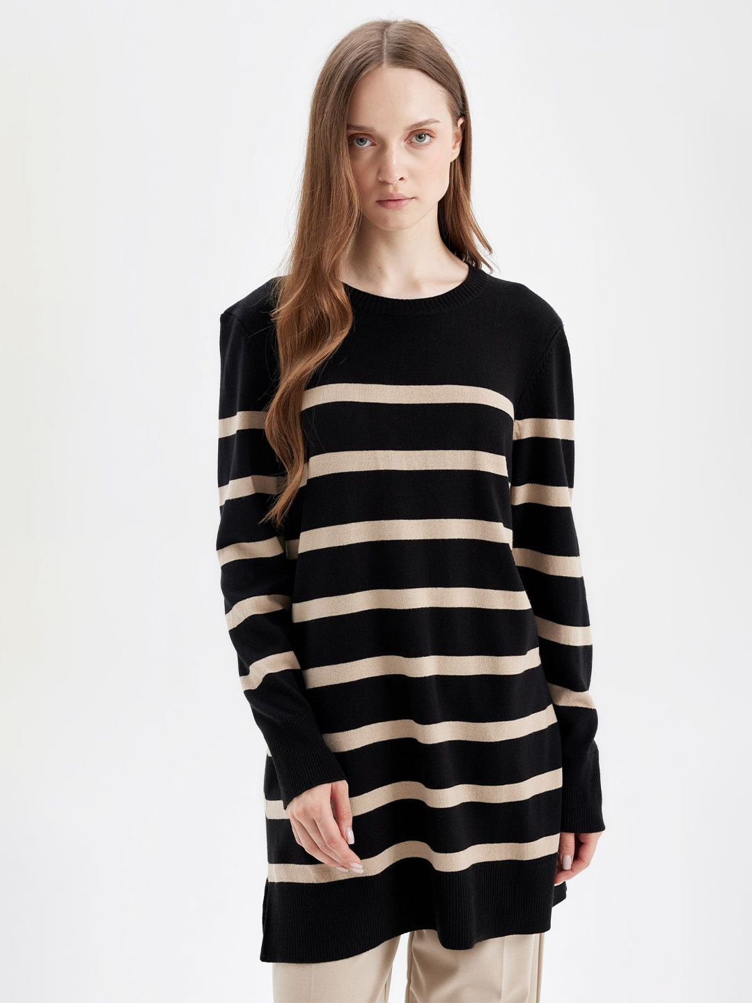 

DeFacto Striped Round Neck Long Sleeve Sweaters, Black