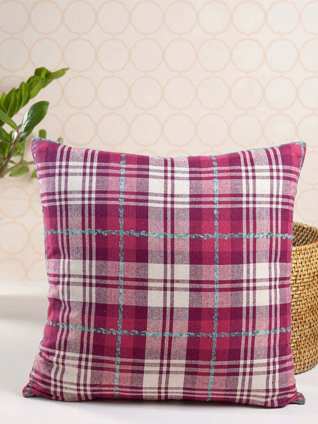 

ONSETHOMES Classic Magenta & White Checked Square Cushion Covers
