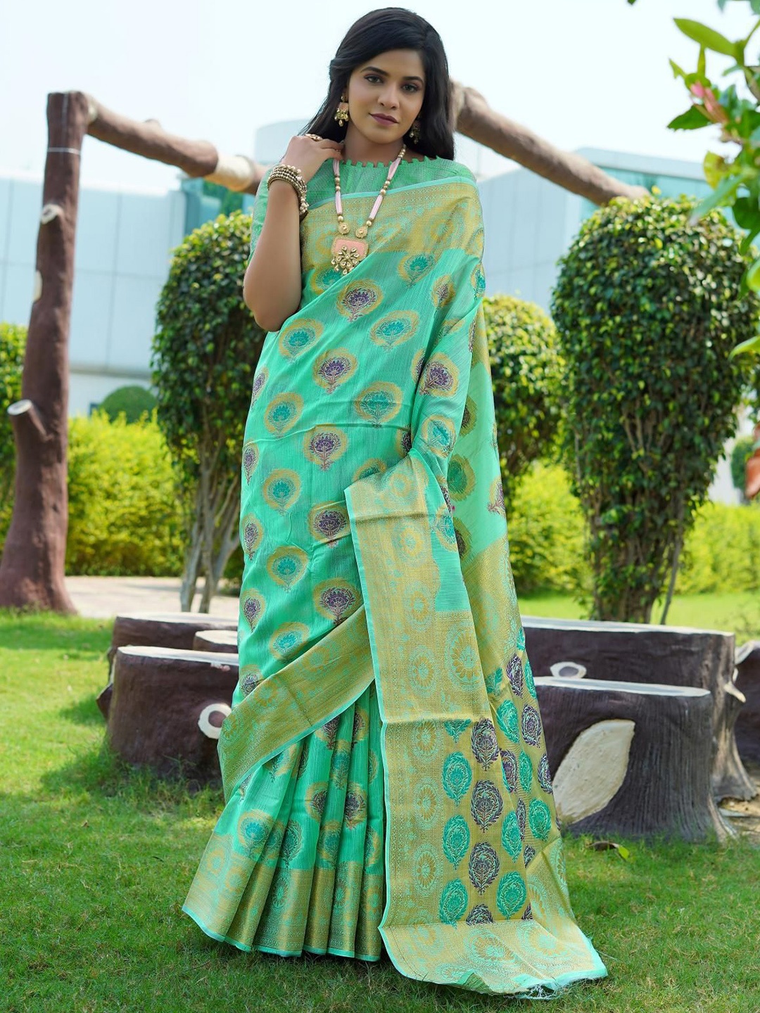 

Areca Designer Ethnic Motifs Zari Linen Blend Banarasi Saree, Green