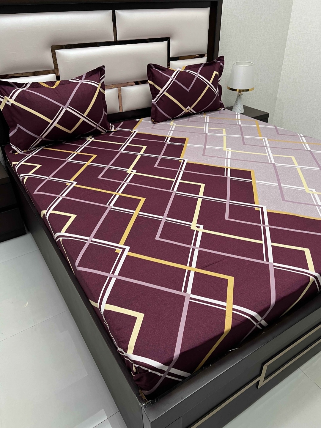 

Pure Decor Maroon Printed 300 TC Pure Cotton Double Queen Bedsheet & 2 Pillow Covers