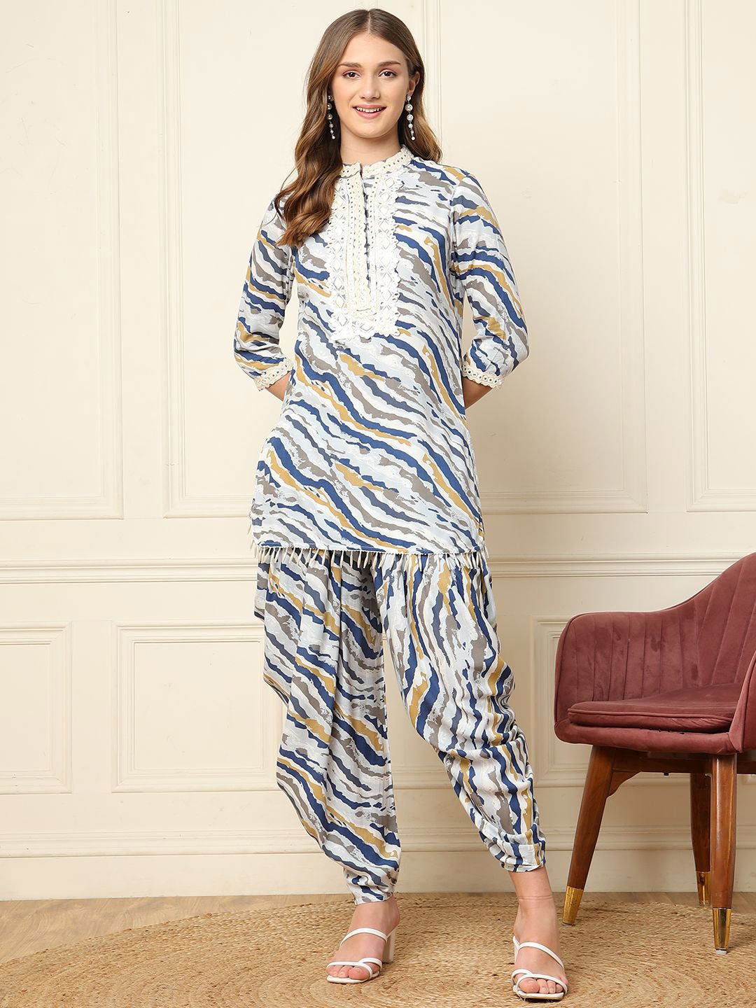 

DEEBACO Abstract Printed Tunic With Dhoti Pants, Blue