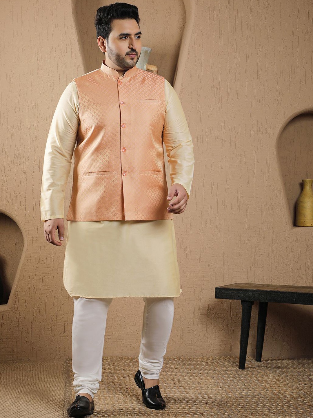 

Sztori Plus Size Mandarin Collar Straight Kurta With Churidar & Nehru jacket, Peach