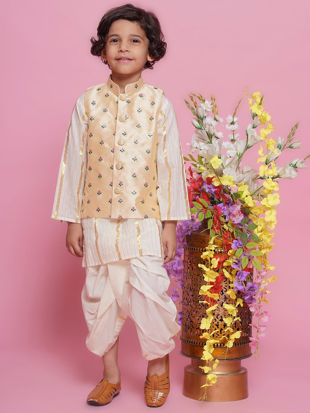 

Little Bansi Girls Striped Mandarin Collar Pure Cotton Kurta with Pyjama & Nehru Jacket, Cream