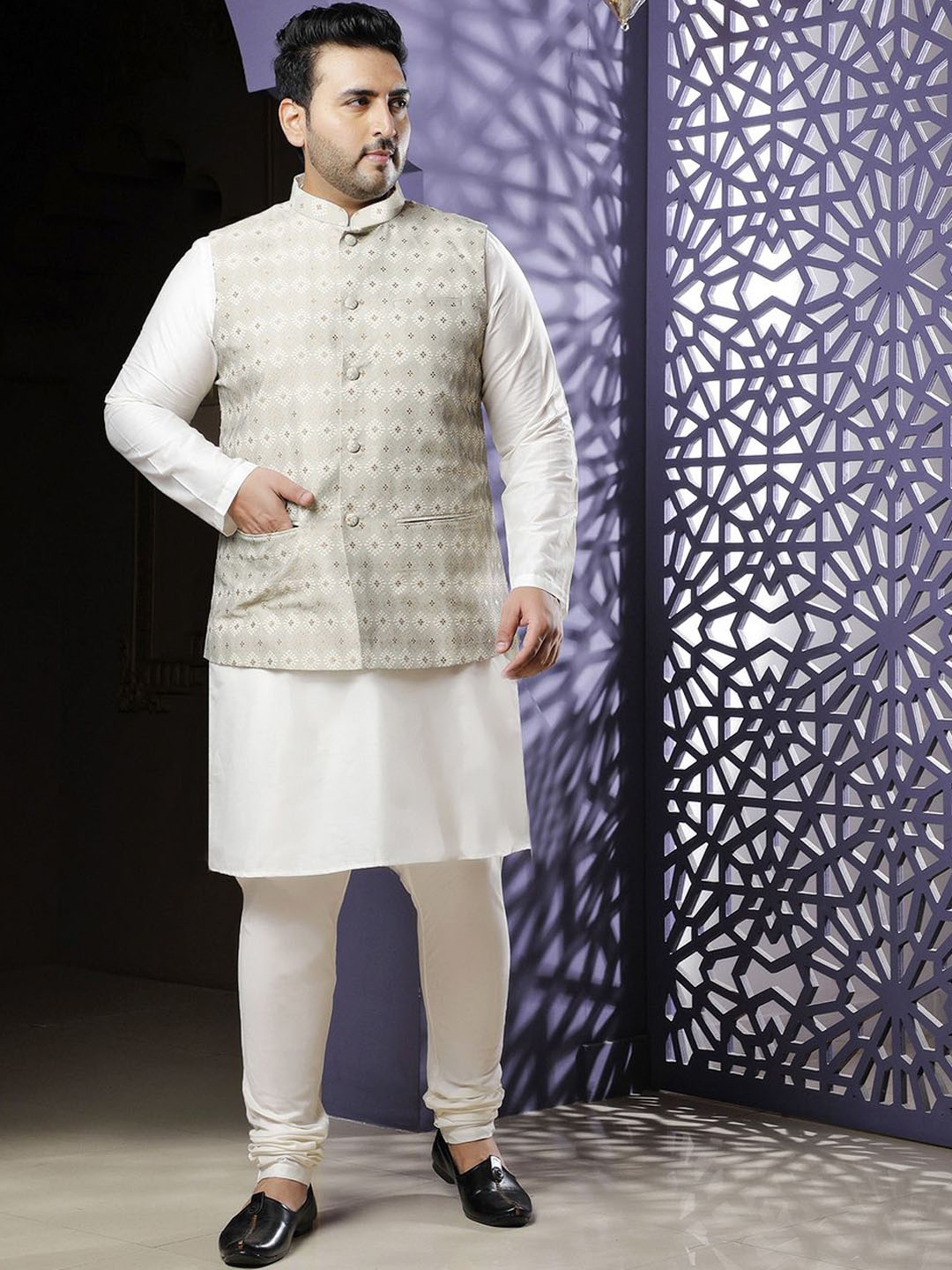 

Sztori Plus Size Mandarin Collar Straight Kurta With Churidar & Nehru jacket, White