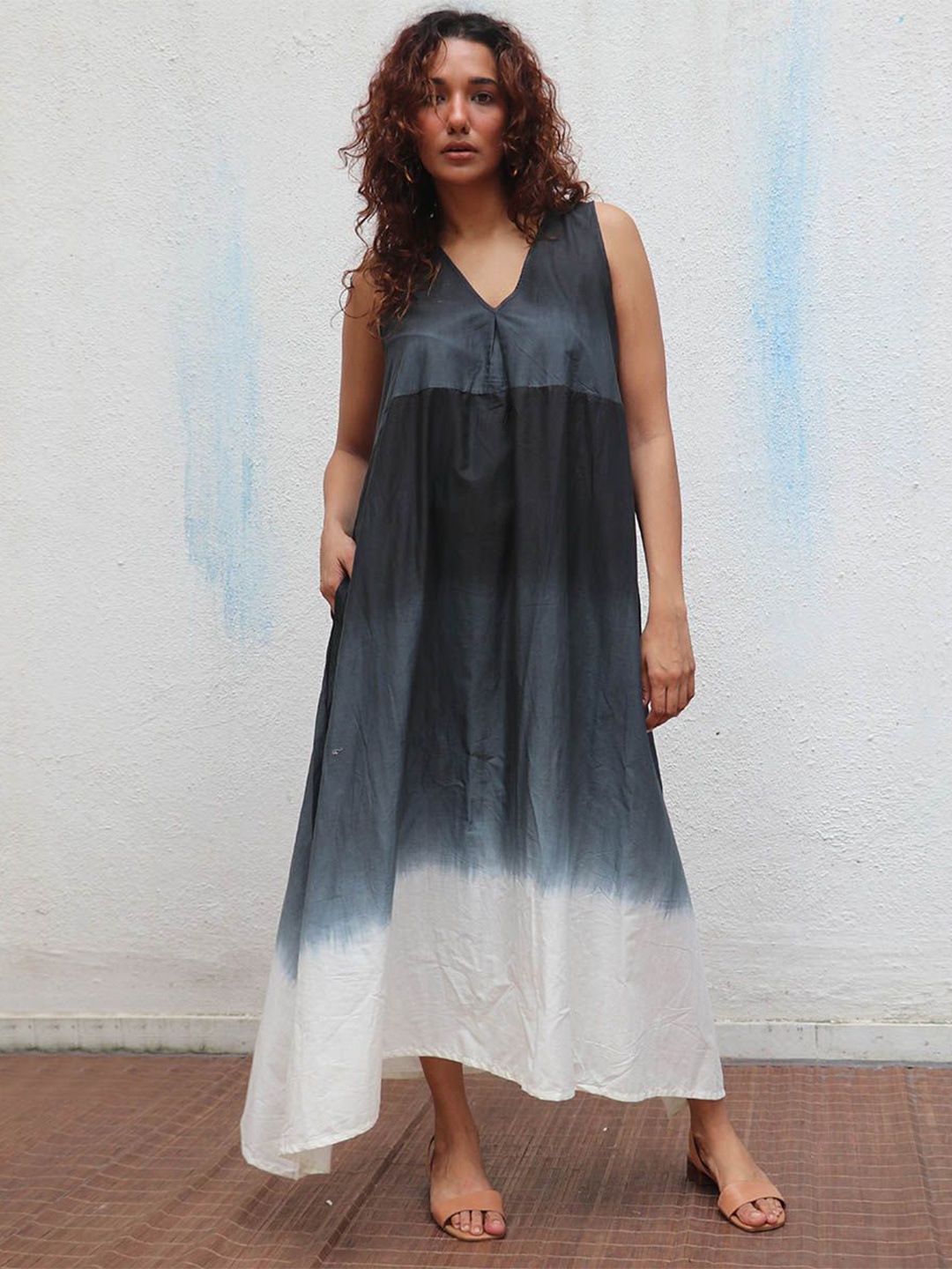 

Chidiyaa Tie and Dye Dyed Cotton Maxi Dress, Grey