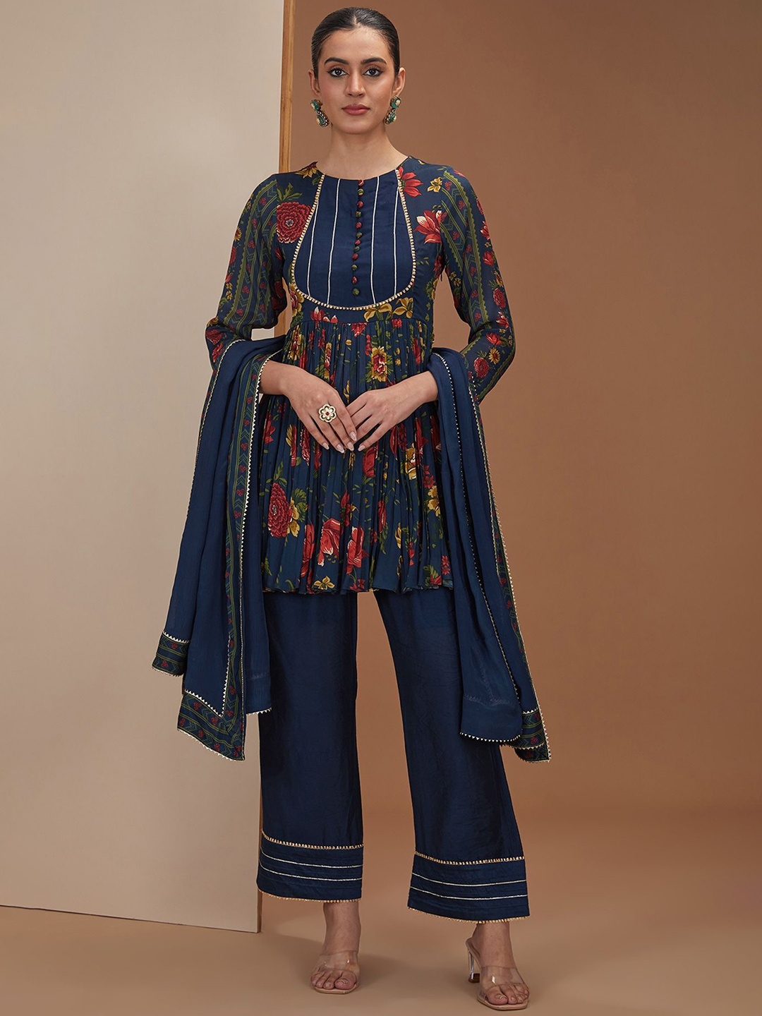 

neha khullar Women Printed Flared Sleeves Thread Work Handloom Kurta, Blue