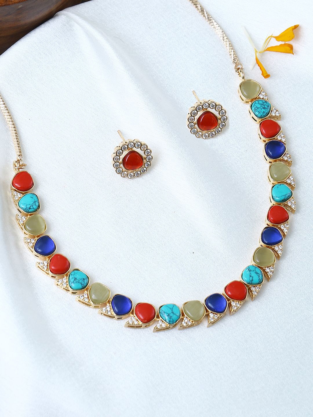 

Anouk Red Gold-Plated Beaded Choker Jewellery Set