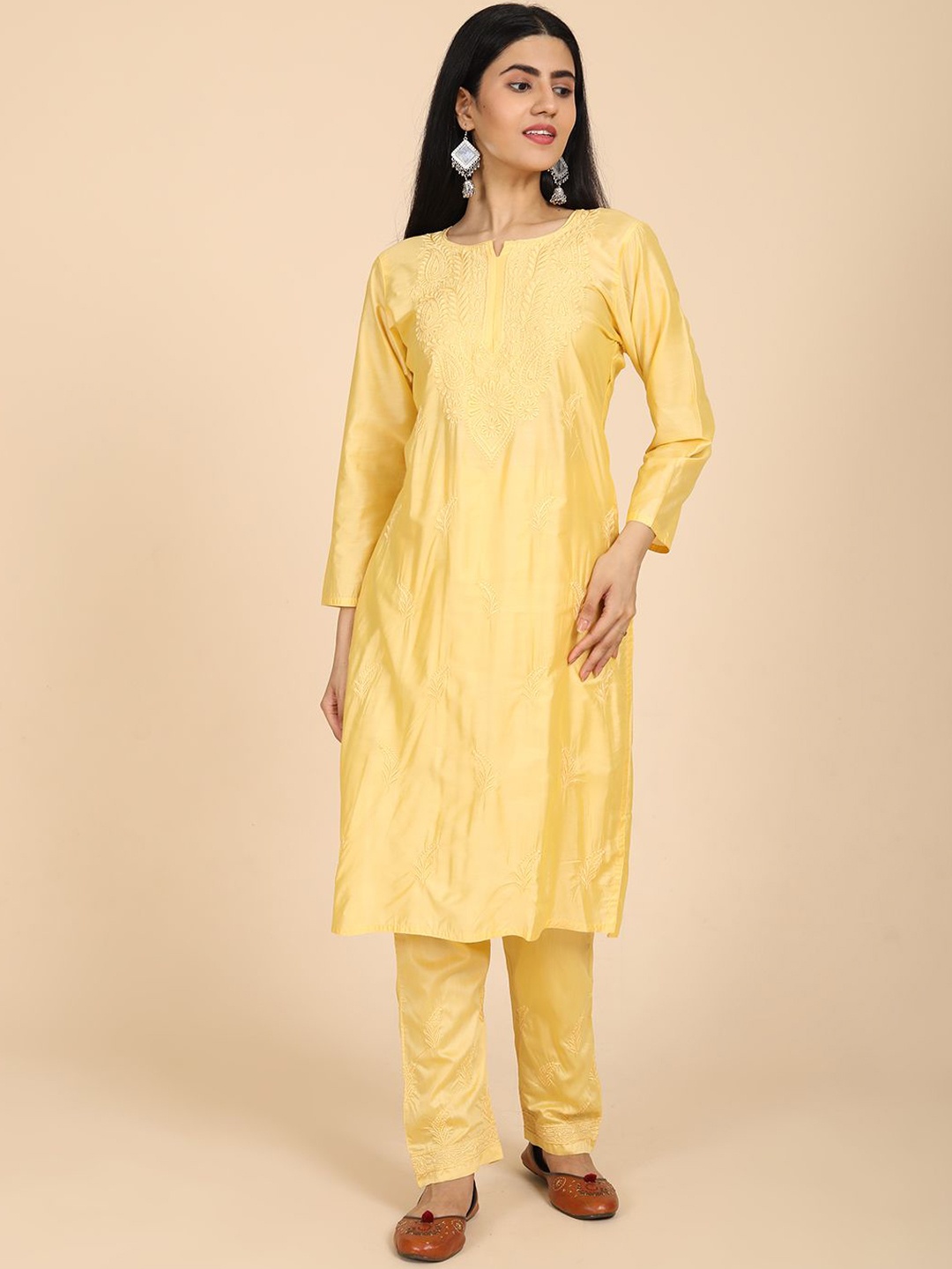 

HELLA FASHIONS Ethnic Motifs Embroidered Chikankari Dupion Silk Kurta With Palazzos, Yellow