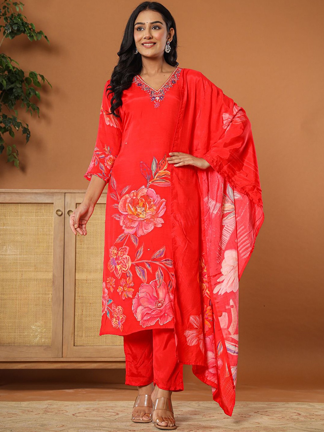

Yufta Red Floral Embroidered Thread Work Straight Kurta With Trousers & Dupatta