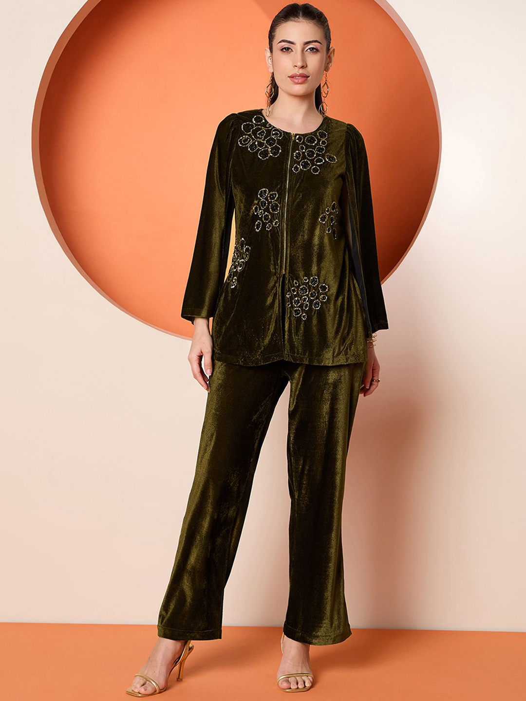

Antheaa Embellished Velvet Top & Trouser Co-Ords, Green