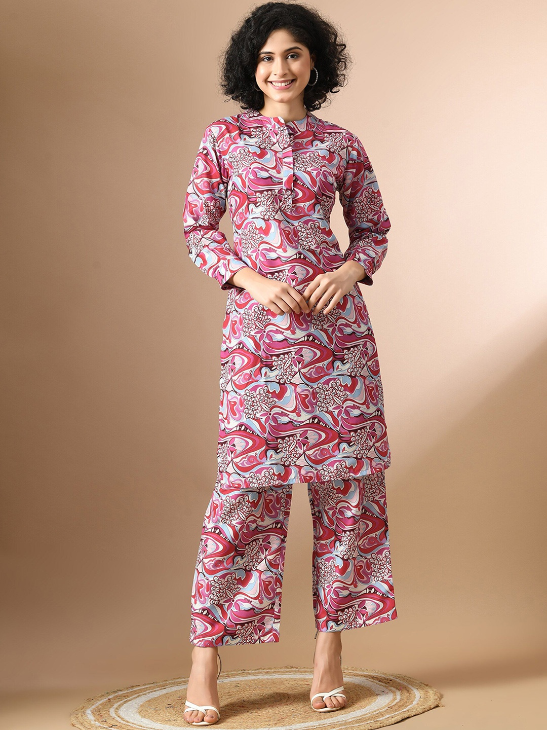 

Sangria Maroon Abstract Printed Mandarin Collar Tunic With Trousers