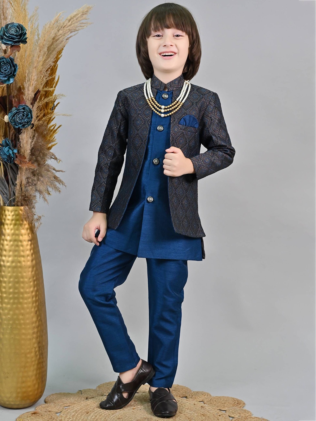 

ahhaaaa Boys Embroidered Sherwani Set, Navy blue