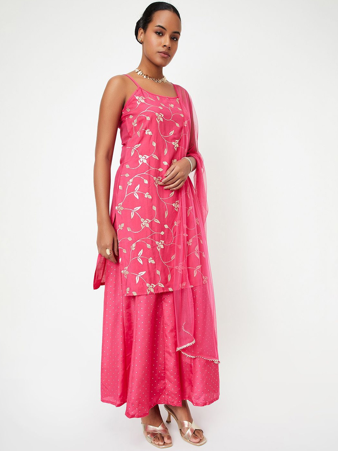 

max Floral Embroidered Thread Work Shoulder Straps Straight Kurta with Palazzos, Pink