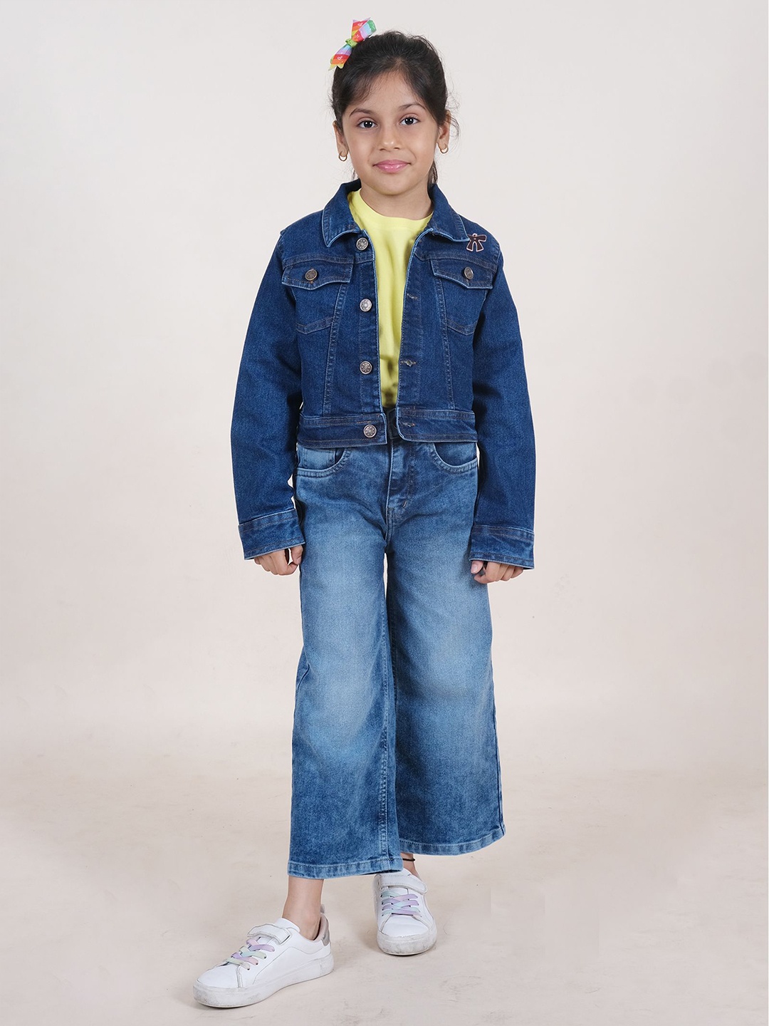

KiddoPanti Girls Round Neck T-shirt with Jeans and Jacket, Yellow
