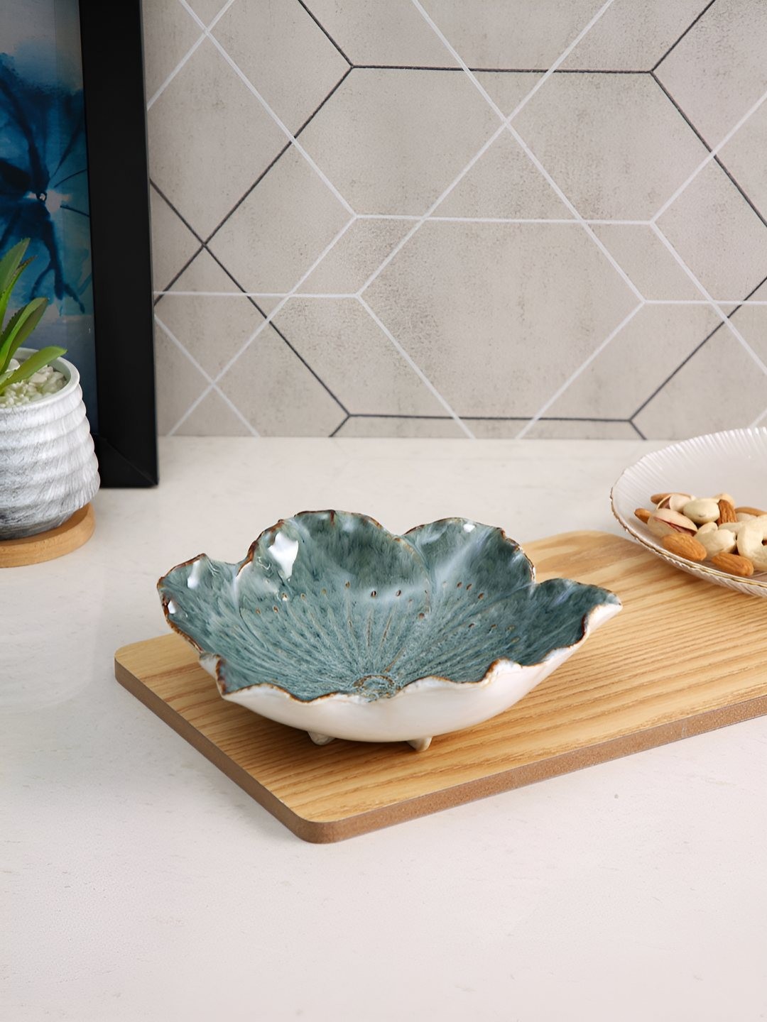 

TAYHAA Blue & White Ceramic Food Platter