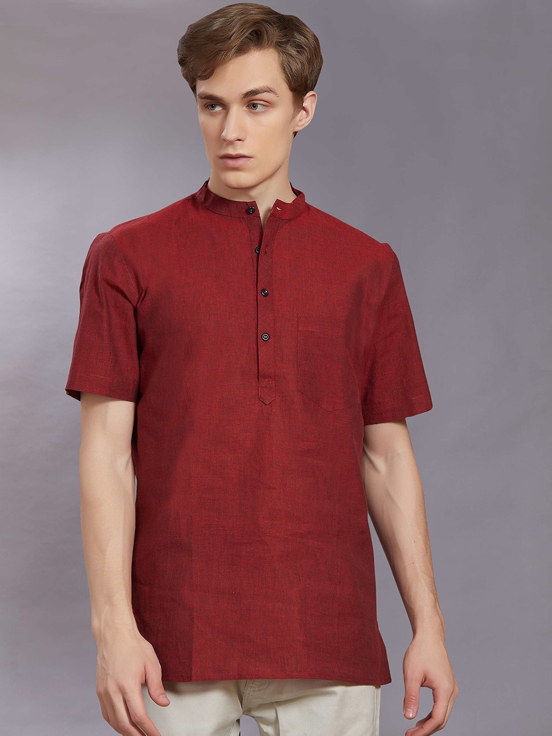 

DIVISIVE Woven Design Mandarin Collar Pure Cotton Straight Kurta, Maroon