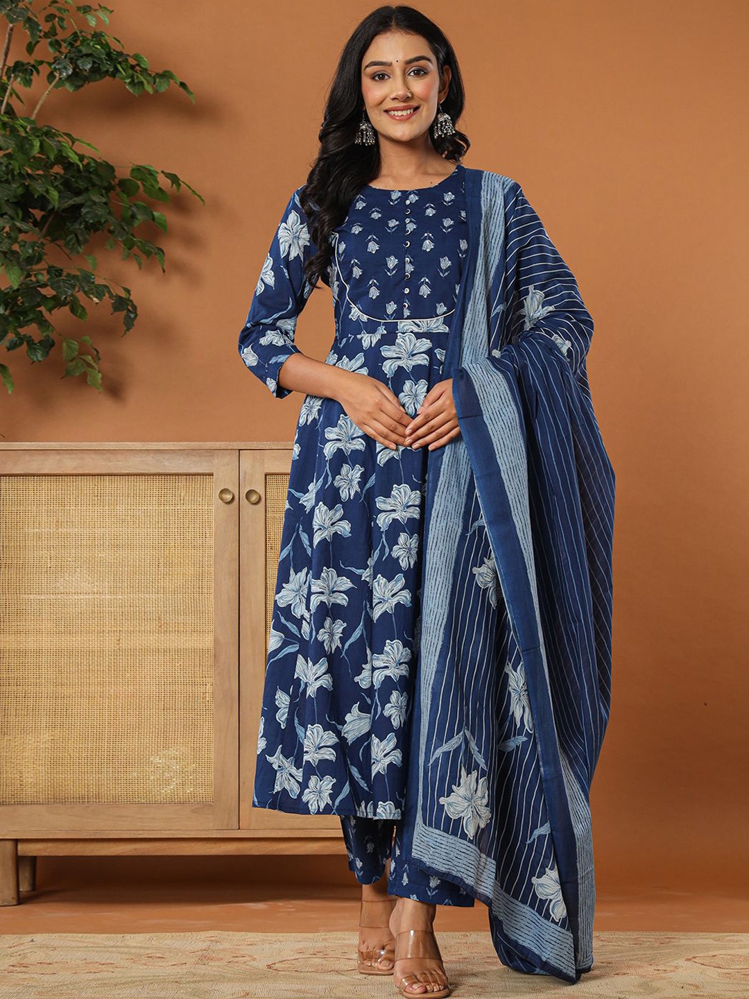 

Yufta Floral Printed Panelled Sequinned Pure Cotton Kurta With Trousers & Dupatta, Blue