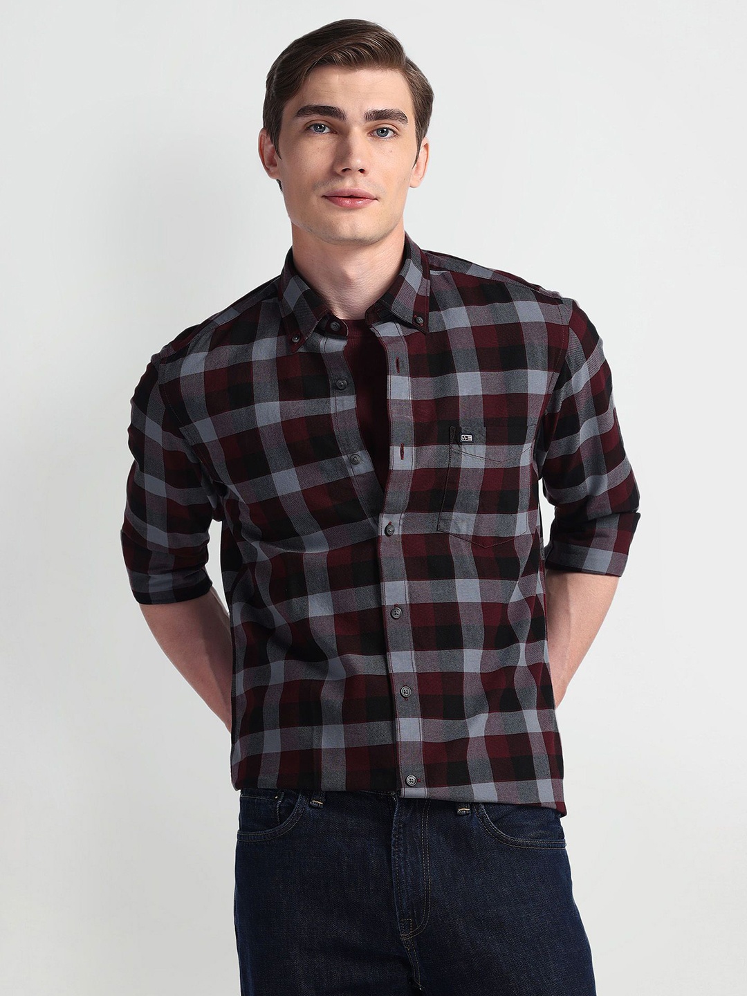 

Arrow Sport Men Slim Fit Tartan Checks Opaque Checked Casual Shirt, Red