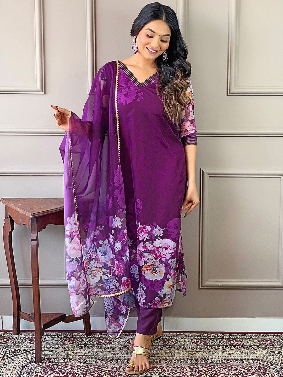 

Ishin Floral Printed Straight Kurta with Trousers & Dupatta, Purple