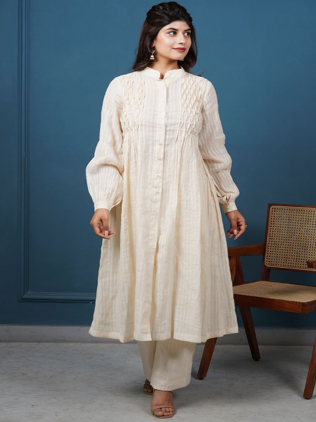 

IMRIE India Striped A-Line Kurta with Palazzos, Off white