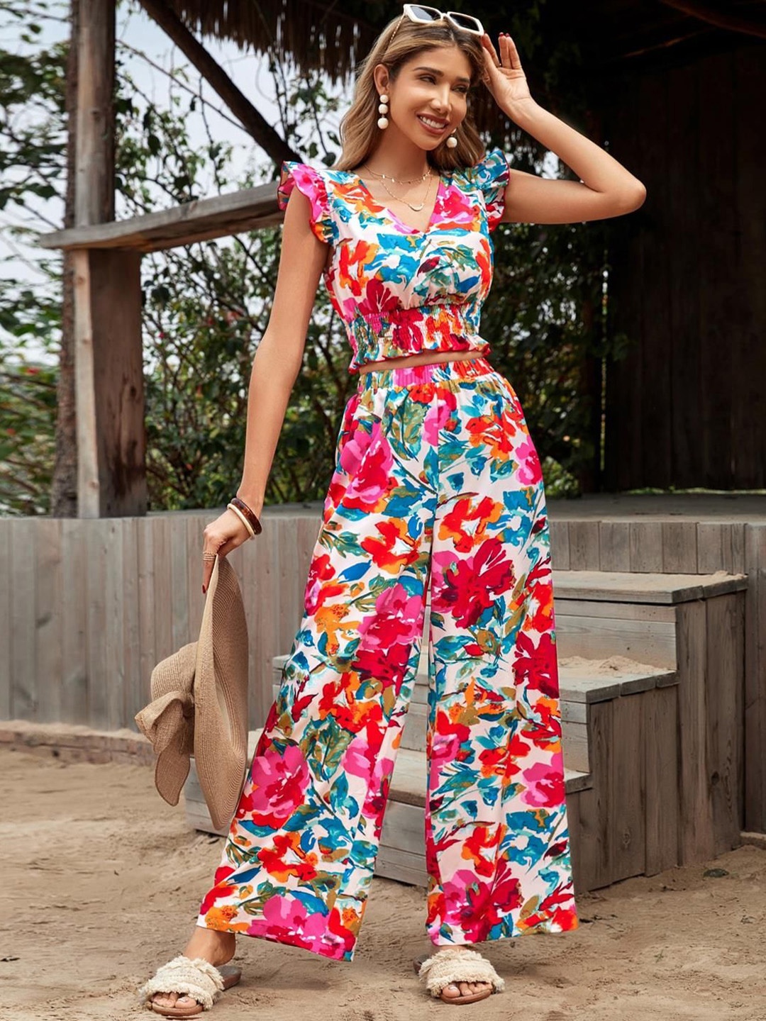 

Kotty Floral Printed Top With Trouser, Red